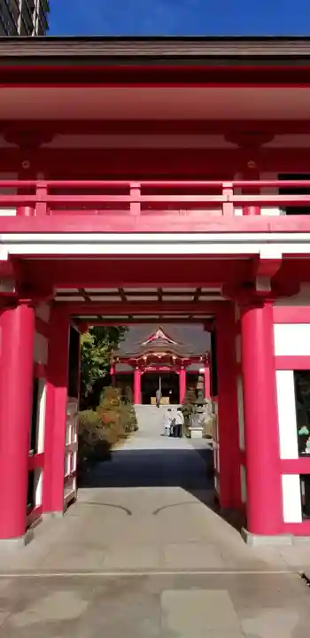 成子天神社の山門・神門