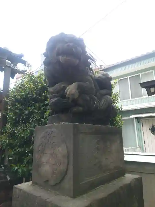 利田神社の{uncategorized: "未分類", other: "その他", undefined: "問題あり", building: "その他建物", grave: "お墓", sacred_gate: "鳥居", guardian: "狛犬", statue: "像", buddha: "仏像", history: "歴史", nature: "自然", garden: "庭園", animal: "動物", pagoda: "塔", temizu: "手水舎", mountain_gate: "山門・神門", sanctuary: "本殿・本堂", subordinate: "末社・摂社", art: "芸術", scenery: "景色", jizo: "地蔵", ema: "絵馬", goshuin: "御朱印", omikuji: "おみくじ", items: "授与品その他", amulet: "お守り", goshuincho: "御朱印帳", eats: "食事", festival: "お祭り", votive_dance: "神楽", shichigosan: "七五三参", wedding: "結婚式", experience: "体験その他", initially: "初詣", around: "周辺", anti_infection: "感染症対策"}