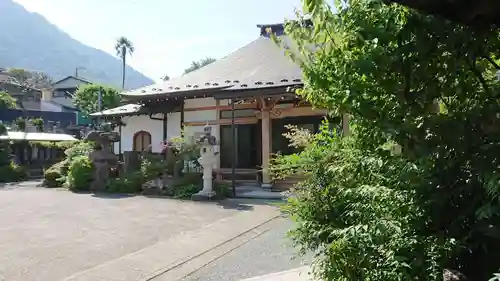 林泉寺の本殿・本堂