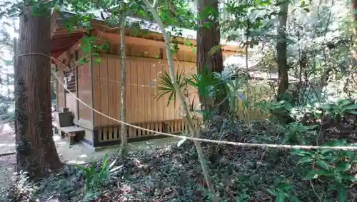 唐臼神社の本殿