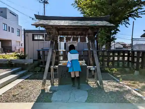 法霊山龗神社の手水