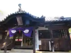 高岡神社の本殿