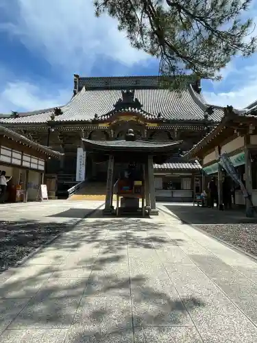 誕生寺の{uncategorized: "未分類", other: "その他", undefined: "問題あり", building: "その他建物", grave: "お墓", sacred_gate: "鳥居", guardian: "狛犬", statue: "像", buddha: "仏像", history: "歴史", nature: "自然", garden: "庭園", animal: "動物", pagoda: "塔", temizu: "手水舎", mountain_gate: "山門・神門", sanctuary: "本殿・本堂", subordinate: "末社・摂社", art: "芸術", scenery: "景色", jizo: "地蔵", ema: "絵馬", goshuin: "御朱印", omikuji: "おみくじ", items: "授与品その他", amulet: "お守り", goshuincho: "御朱印帳", eats: "食事", festival: "お祭り", votive_dance: "神楽", shichigosan: "七五三参", wedding: "結婚式", experience: "体験その他", initially: "初詣", around: "周辺", anti_infection: "感染症対策"}