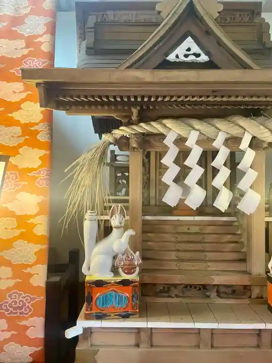 千種稲荷神社の狛犬