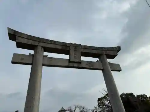 中津神社の{uncategorized: "未分類", other: "その他", undefined: "問題あり", building: "その他建物", grave: "お墓", sacred_gate: "鳥居", guardian: "狛犬", statue: "像", buddha: "仏像", history: "歴史", nature: "自然", garden: "庭園", animal: "動物", pagoda: "塔", temizu: "手水舎", mountain_gate: "山門・神門", sanctuary: "本殿・本堂", subordinate: "末社・摂社", art: "芸術", scenery: "景色", jizo: "地蔵", ema: "絵馬", goshuin: "御朱印", omikuji: "おみくじ", items: "授与品その他", amulet: "お守り", goshuincho: "御朱印帳", eats: "食事", festival: "お祭り", votive_dance: "神楽", shichigosan: "七五三参", wedding: "結婚式", experience: "体験その他", initially: "初詣", around: "周辺", anti_infection: "感染症対策"}
