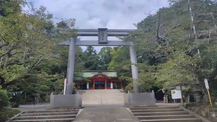 香取神宮の{uncategorized: "未分類", other: "その他", undefined: "問題あり", building: "その他建物", grave: "お墓", sacred_gate: "鳥居", guardian: "狛犬", statue: "像", buddha: "仏像", history: "歴史", nature: "自然", garden: "庭園", animal: "動物", pagoda: "塔", temizu: "手水舎", mountain_gate: "山門・神門", sanctuary: "本殿・本堂", subordinate: "末社・摂社", art: "芸術", scenery: "景色", jizo: "地蔵", ema: "絵馬", goshuin: "御朱印", omikuji: "おみくじ", items: "授与品その他", amulet: "お守り", goshuincho: "御朱印帳", eats: "食事", festival: "お祭り", votive_dance: "神楽", shichigosan: "七五三参", wedding: "結婚式", experience: "体験その他", initially: "初詣", around: "周辺", anti_infection: "感染症対策"}