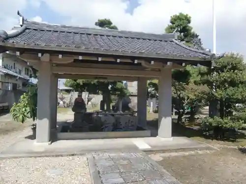 常楽寺の手水舎