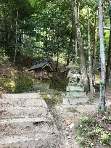 玉作湯神社の末社