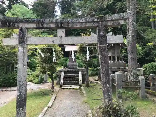 馬見岡綿向神社の末社