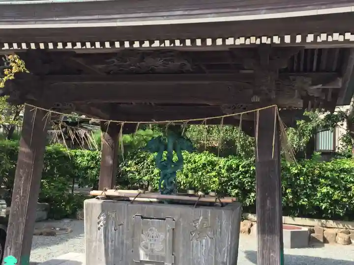 本覚寺の手水舎