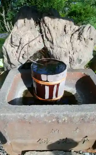中富良野神社の手水舎