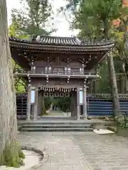 那谷寺の山門