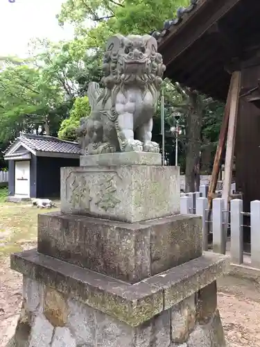 七所神社の狛犬