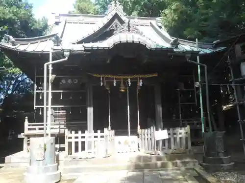 諏訪神社の本殿・本堂