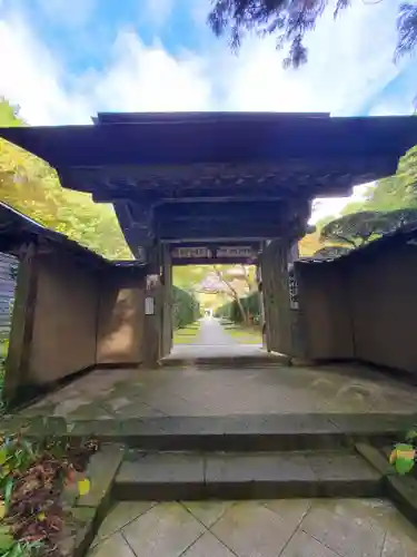安楽寺の山門・神門