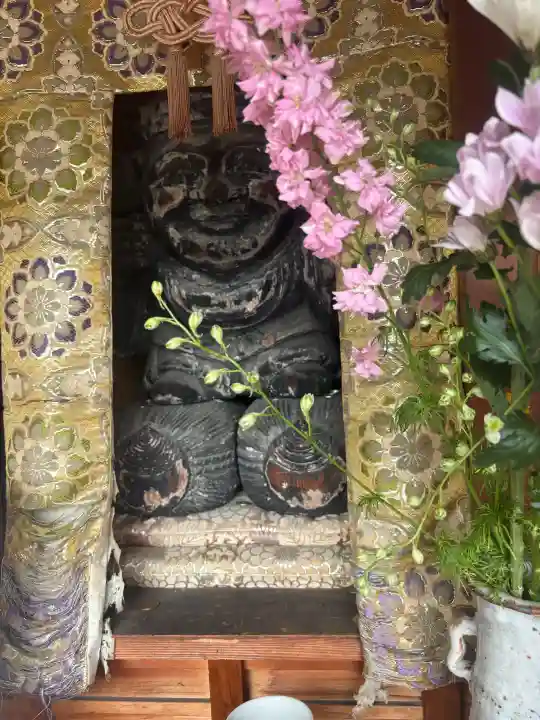 長光寺の{uncategorized: "未分類", other: "その他", undefined: "問題あり", building: "その他建物", grave: "お墓", sacred_gate: "鳥居", guardian: "狛犬", statue: "像", buddha: "仏像", history: "歴史", nature: "自然", garden: "庭園", animal: "動物", pagoda: "塔", temizu: "手水舎", mountain_gate: "山門・神門", sanctuary: "本殿・本堂", subordinate: "末社・摂社", art: "芸術", scenery: "景色", jizo: "地蔵", ema: "絵馬", goshuin: "御朱印", omikuji: "おみくじ", items: "授与品その他", amulet: "お守り", goshuincho: "御朱印帳", eats: "食事", festival: "お祭り", votive_dance: "神楽", shichigosan: "七五三参", wedding: "結婚式", experience: "体験その他", initially: "初詣", around: "周辺", anti_infection: "感染症対策"}