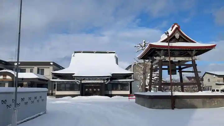 大寶寺の本殿・本堂