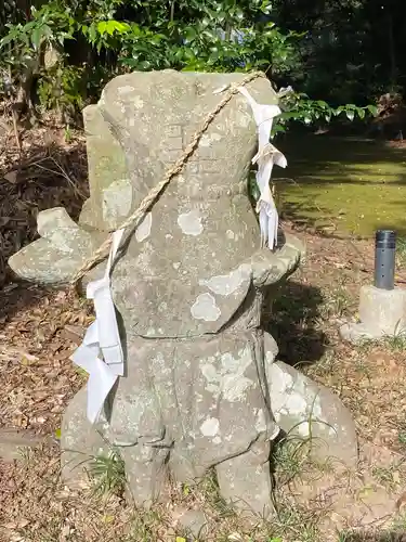 一之宮神社の像