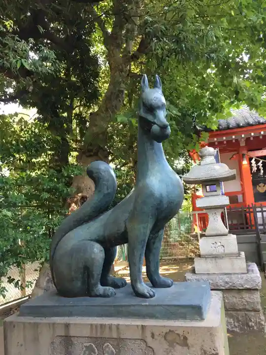 藤神稲荷神社の狛犬