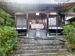 三光寺の本殿