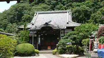 根岸山大聖院覺王寺の本殿・本堂