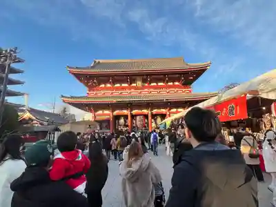 浅草寺の山門・神門