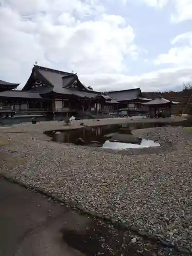 倶利迦羅不動寺鳳凰殿のその他建物