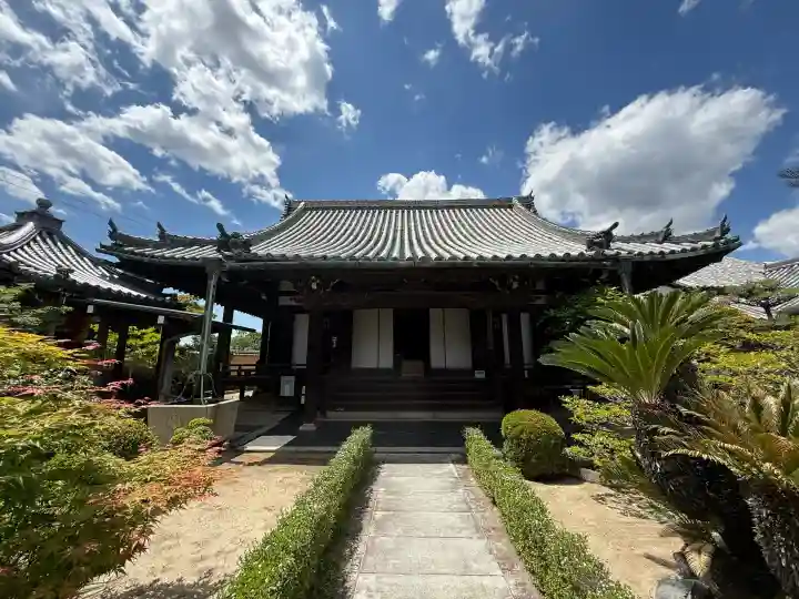 西方院の{uncategorized: "未分類", other: "その他", undefined: "問題あり", building: "その他建物", grave: "お墓", sacred_gate: "鳥居", guardian: "狛犬", statue: "像", buddha: "仏像", history: "歴史", nature: "自然", garden: "庭園", animal: "動物", pagoda: "塔", temizu: "手水舎", mountain_gate: "山門・神門", sanctuary: "本殿・本堂", subordinate: "末社・摂社", art: "芸術", scenery: "景色", jizo: "地蔵", ema: "絵馬", goshuin: "御朱印", omikuji: "おみくじ", items: "授与品その他", amulet: "お守り", goshuincho: "御朱印帳", eats: "食事", festival: "お祭り", votive_dance: "神楽", shichigosan: "七五三参", wedding: "結婚式", experience: "体験その他", initially: "初詣", around: "周辺", anti_infection: "感染症対策"}
