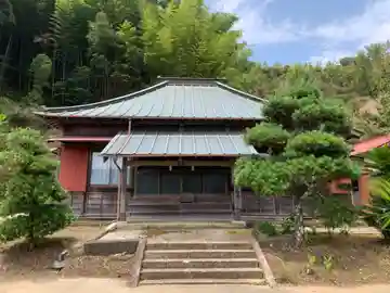 泉福寺の本殿・本堂