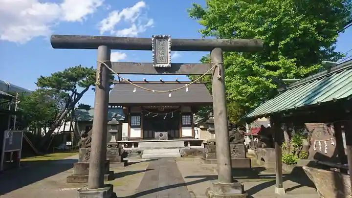 行徳神明神社(豊受神社)の鳥居