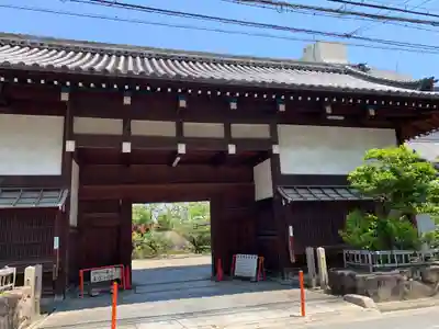 菅原神社の山門・神門