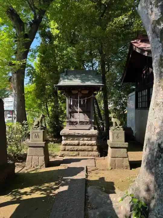 豊玉氷川神社の{uncategorized: "未分類", other: "その他", undefined: "問題あり", building: "その他建物", grave: "お墓", sacred_gate: "鳥居", guardian: "狛犬", statue: "像", buddha: "仏像", history: "歴史", nature: "自然", garden: "庭園", animal: "動物", pagoda: "塔", temizu: "手水舎", mountain_gate: "山門・神門", sanctuary: "本殿・本堂", subordinate: "末社・摂社", art: "芸術", scenery: "景色", jizo: "地蔵", ema: "絵馬", goshuin: "御朱印", omikuji: "おみくじ", items: "授与品その他", amulet: "お守り", goshuincho: "御朱印帳", eats: "食事", festival: "お祭り", votive_dance: "神楽", shichigosan: "七五三参", wedding: "結婚式", experience: "体験その他", initially: "初詣", around: "周辺", anti_infection: "感染症対策"}