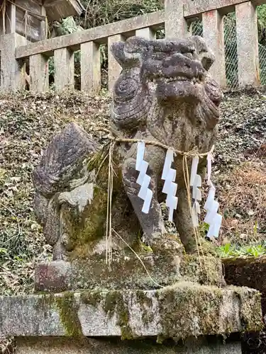 山科神社の狛犬