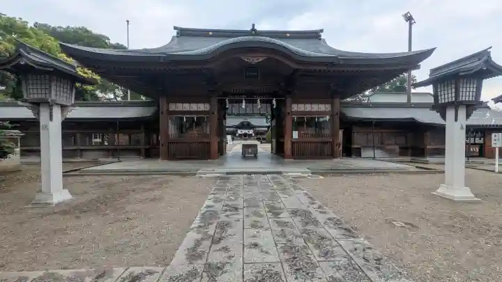 須賀神社の{uncategorized: "未分類", other: "その他", undefined: "問題あり", building: "その他建物", grave: "お墓", sacred_gate: "鳥居", guardian: "狛犬", statue: "像", buddha: "仏像", history: "歴史", nature: "自然", garden: "庭園", animal: "動物", pagoda: "塔", temizu: "手水舎", mountain_gate: "山門・神門", sanctuary: "本殿・本堂", subordinate: "末社・摂社", art: "芸術", scenery: "景色", jizo: "地蔵", ema: "絵馬", goshuin: "御朱印", omikuji: "おみくじ", items: "授与品その他", amulet: "お守り", goshuincho: "御朱印帳", eats: "食事", festival: "お祭り", votive_dance: "神楽", shichigosan: "七五三参", wedding: "結婚式", experience: "体験その他", initially: "初詣", around: "周辺", anti_infection: "感染症対策"}