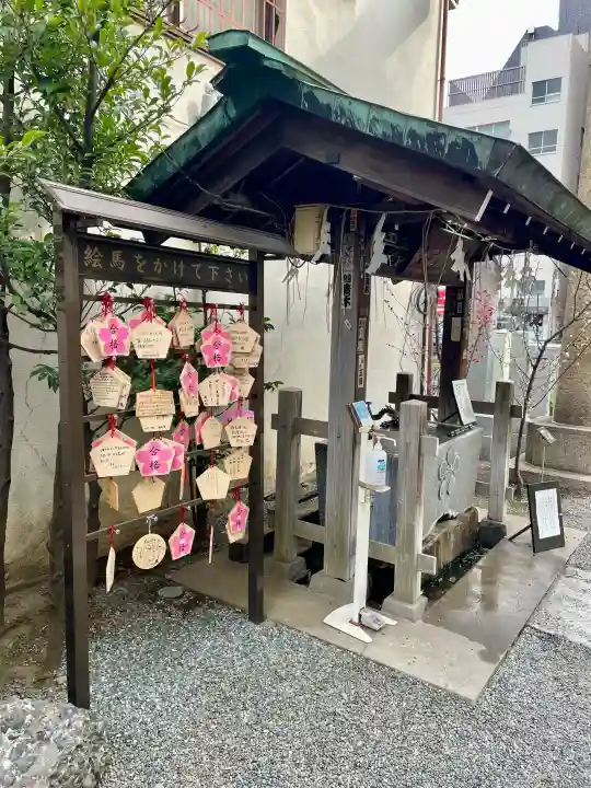 櫻木神社の{uncategorized: "未分類", other: "その他", undefined: "問題あり", building: "その他建物", grave: "お墓", sacred_gate: "鳥居", guardian: "狛犬", statue: "像", buddha: "仏像", history: "歴史", nature: "自然", garden: "庭園", animal: "動物", pagoda: "塔", temizu: "手水舎", mountain_gate: "山門・神門", sanctuary: "本殿・本堂", subordinate: "末社・摂社", art: "芸術", scenery: "景色", jizo: "地蔵", ema: "絵馬", goshuin: "御朱印", omikuji: "おみくじ", items: "授与品その他", amulet: "お守り", goshuincho: "御朱印帳", eats: "食事", festival: "お祭り", votive_dance: "神楽", shichigosan: "七五三参", wedding: "結婚式", experience: "体験その他", initially: "初詣", around: "周辺", anti_infection: "感染症対策"}