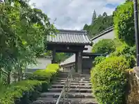 薬王院の山門・神門