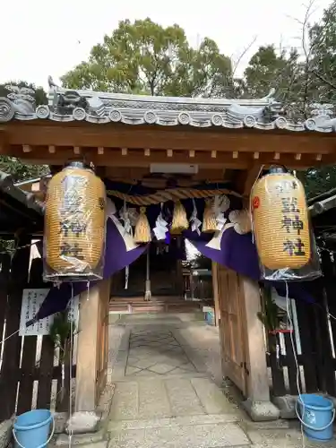 伊豆神社の山門・神門