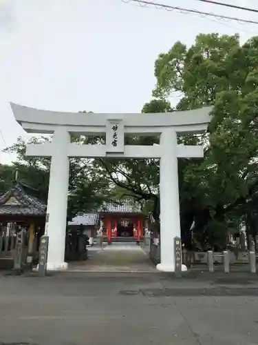 八代神社の鳥居