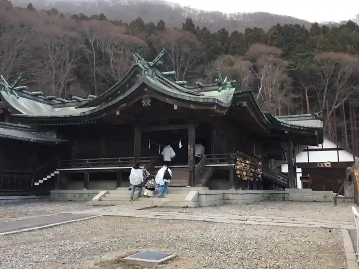 函館八幡宮の本殿・本堂