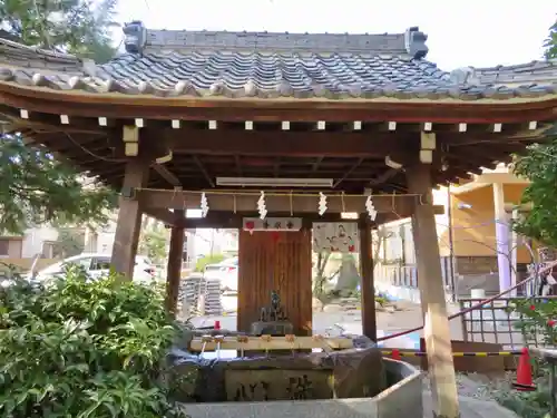 伊奴神社の手水舎