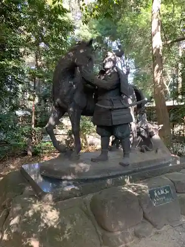 駒木諏訪神社の像