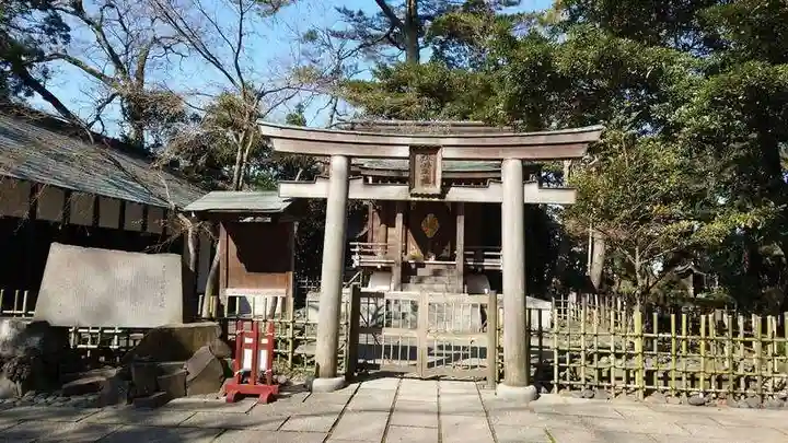 越ヶ谷久伊豆神社の末社・摂社