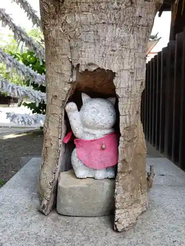 白山神社の狛犬