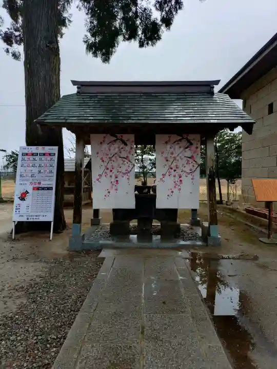 素鵞神社の{uncategorized: "未分類", other: "その他", undefined: "問題あり", building: "その他建物", grave: "お墓", sacred_gate: "鳥居", guardian: "狛犬", statue: "像", buddha: "仏像", history: "歴史", nature: "自然", garden: "庭園", animal: "動物", pagoda: "塔", temizu: "手水舎", mountain_gate: "山門・神門", sanctuary: "本殿・本堂", subordinate: "末社・摂社", art: "芸術", scenery: "景色", jizo: "地蔵", ema: "絵馬", goshuin: "御朱印", omikuji: "おみくじ", items: "授与品その他", amulet: "お守り", goshuincho: "御朱印帳", eats: "食事", festival: "お祭り", votive_dance: "神楽", shichigosan: "七五三参", wedding: "結婚式", experience: "体験その他", initially: "初詣", around: "周辺", anti_infection: "感染症対策"}