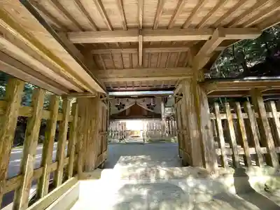 伊野天照皇大神宮の山門・神門