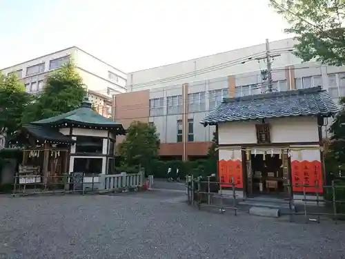 神明神社の建物その他