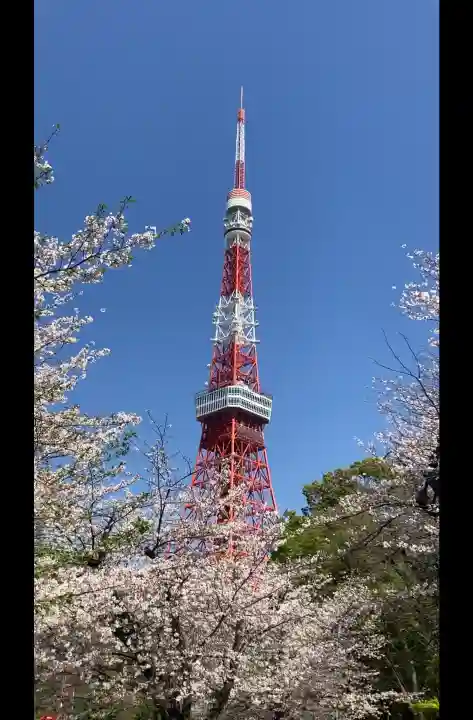 タワー大神宮の{uncategorized: "未分類", other: "その他", undefined: "問題あり", building: "その他建物", grave: "お墓", sacred_gate: "鳥居", guardian: "狛犬", statue: "像", buddha: "仏像", history: "歴史", nature: "自然", garden: "庭園", animal: "動物", pagoda: "塔", temizu: "手水舎", mountain_gate: "山門・神門", sanctuary: "本殿・本堂", subordinate: "末社・摂社", art: "芸術", scenery: "景色", jizo: "地蔵", ema: "絵馬", goshuin: "御朱印", omikuji: "おみくじ", items: "授与品その他", amulet: "お守り", goshuincho: "御朱印帳", eats: "食事", festival: "お祭り", votive_dance: "神楽", shichigosan: "七五三参", wedding: "結婚式", experience: "体験その他", initially: "初詣", around: "周辺", anti_infection: "感染症対策"}