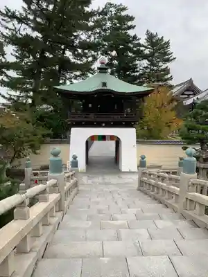 善通寺の山門・神門
