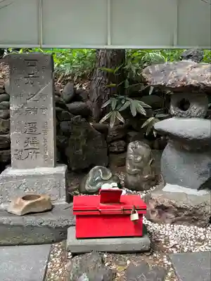 白石神社の末社・摂社
