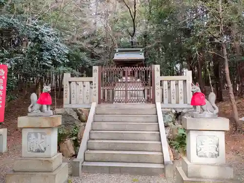 手力雄神社の末社